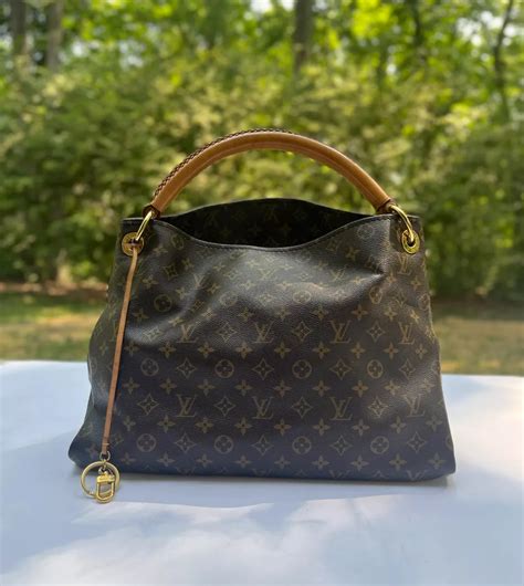 louis vuitton favorite mm monogram|louis vuitton monogram empreinte.